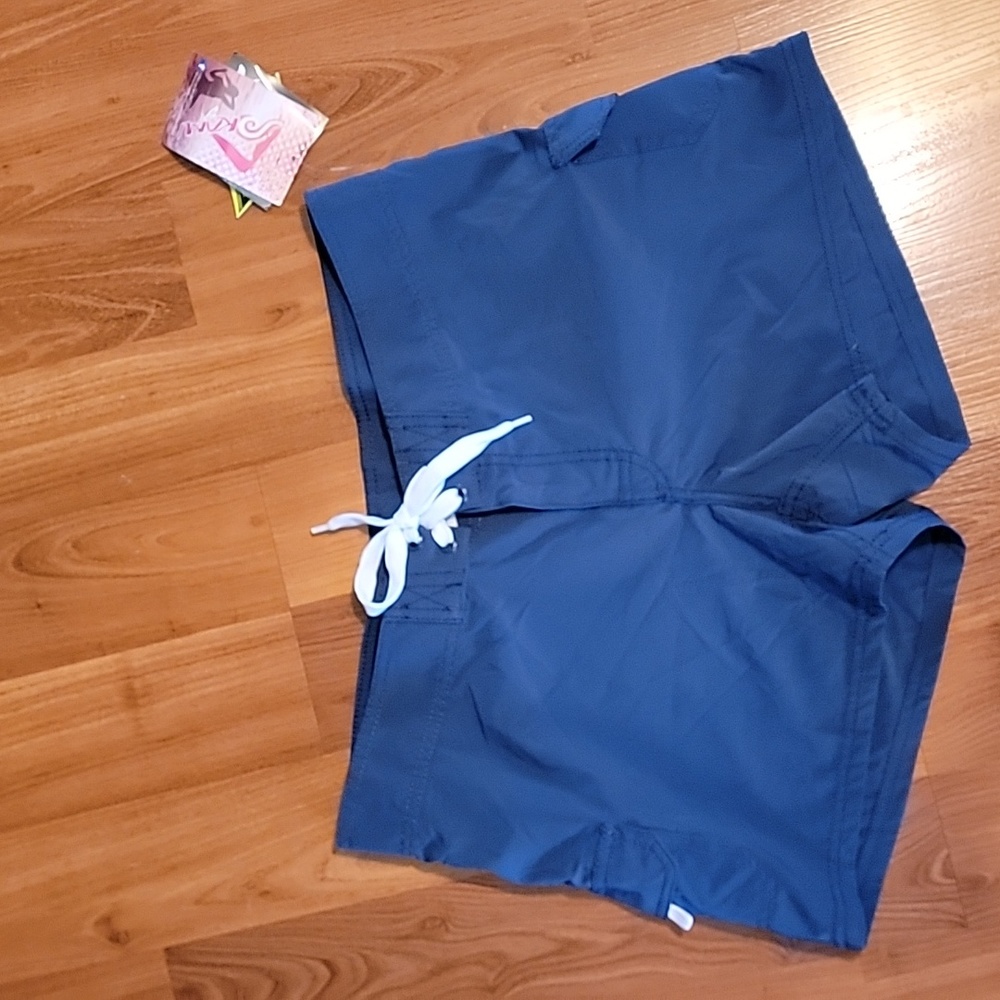 Kanu Surf Board shorts NWT